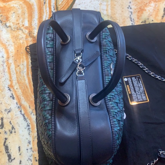 Chanel handbag - Picture 3 of 9